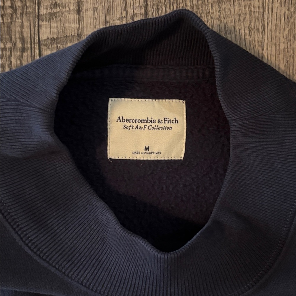 Abercrombie & Fitch Mockneck Sweatshirt - Navy Blue - Size Medium - Picture 2 of 3
